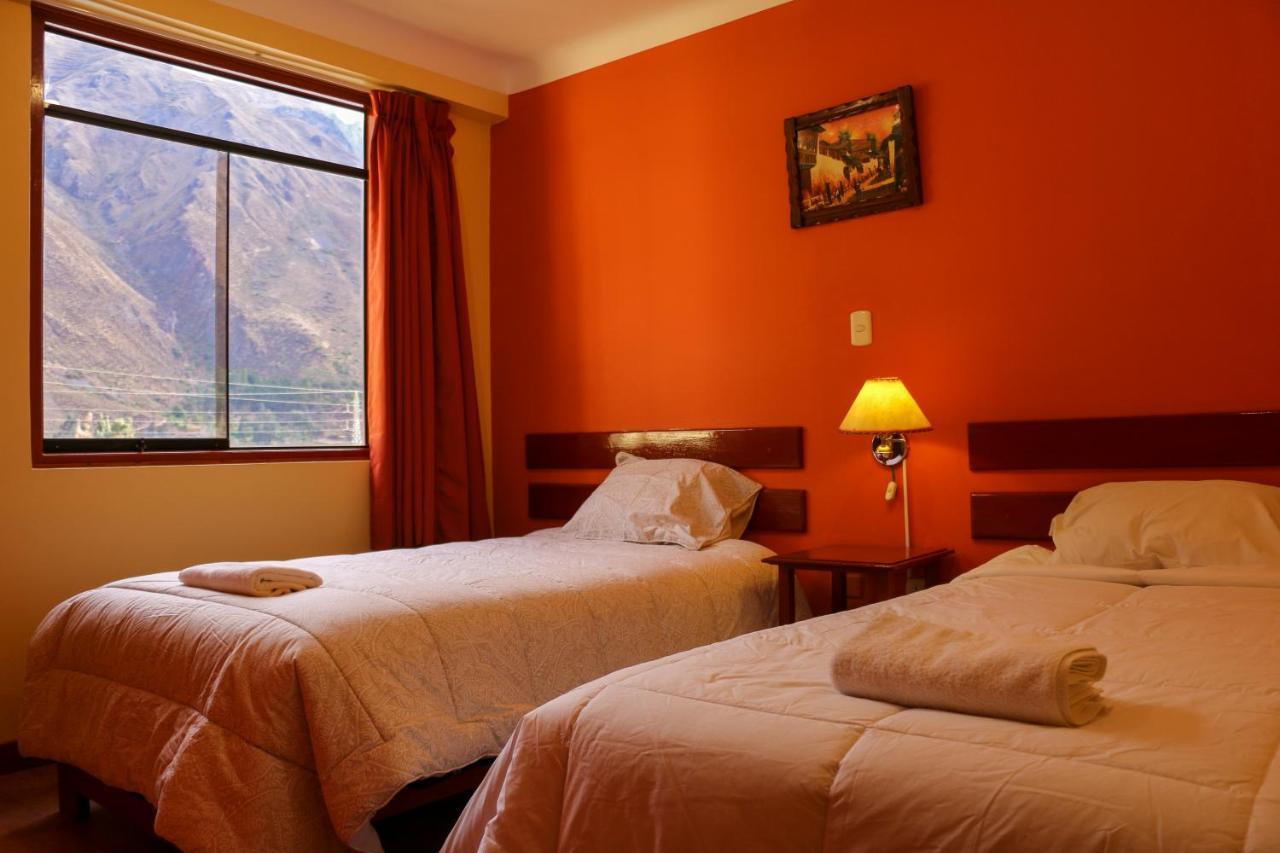 Hotel Rupaq 奥兰太坦波 外观 照片